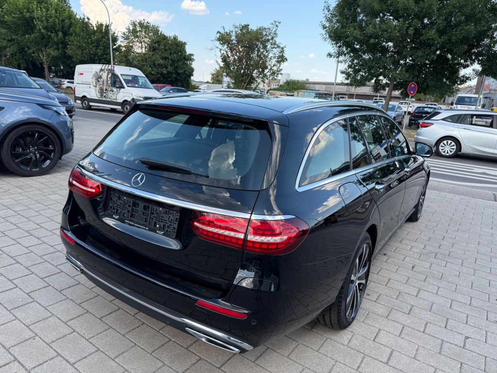 Mercedes-Benz E 300 2021