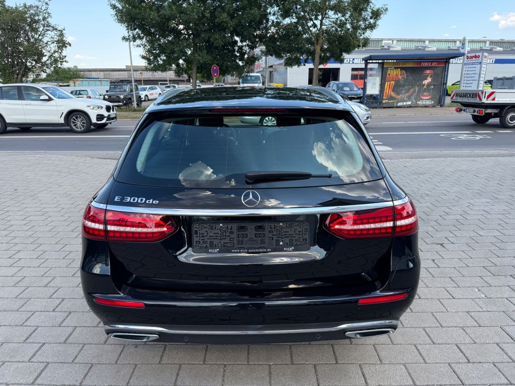 Mercedes-Benz E 300 2021