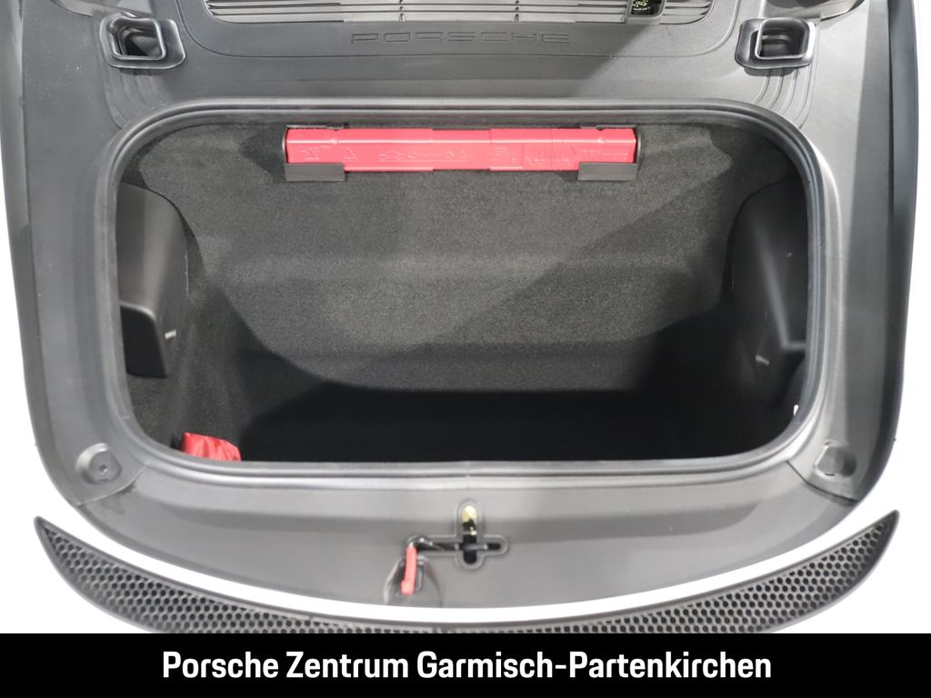 Porsche Boxster 2025