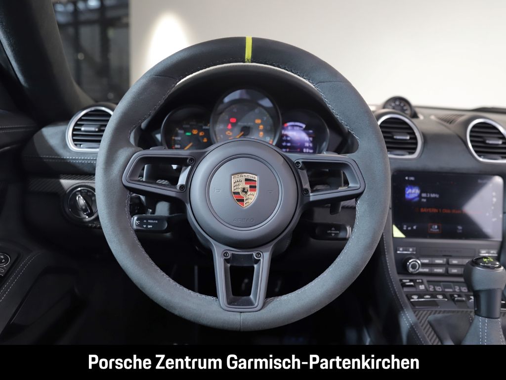 Porsche Boxster 2025