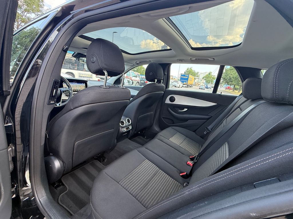 Mercedes-Benz E 300 2021