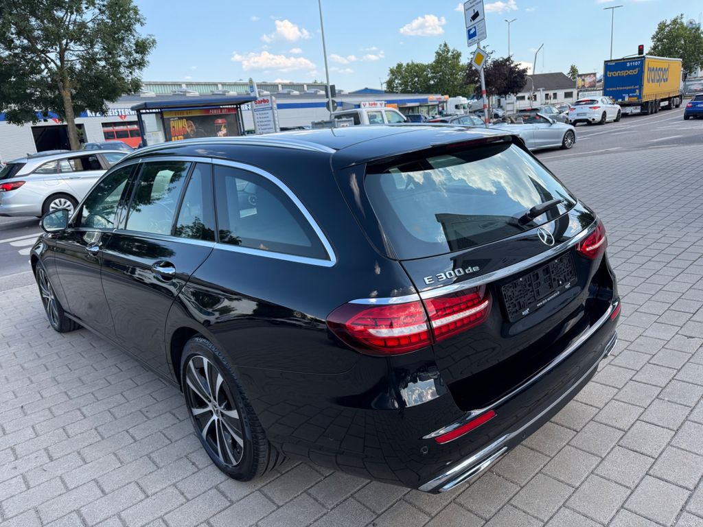 Mercedes-Benz E 300 2021