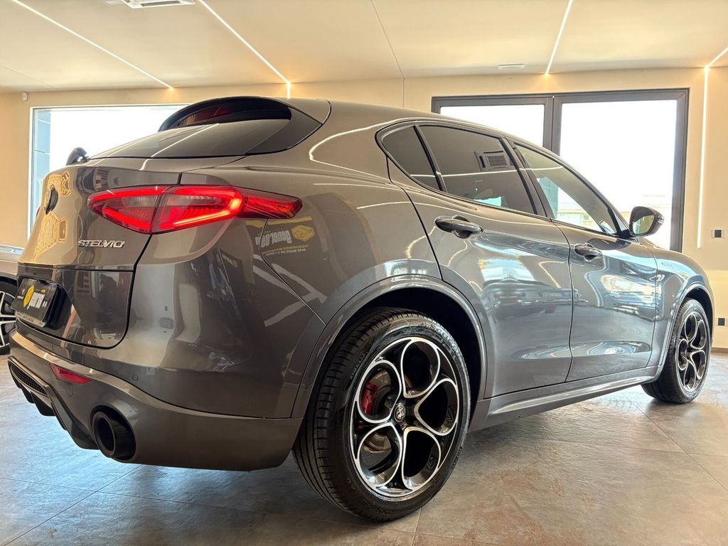 Alfa Romeo Stelvio 2022