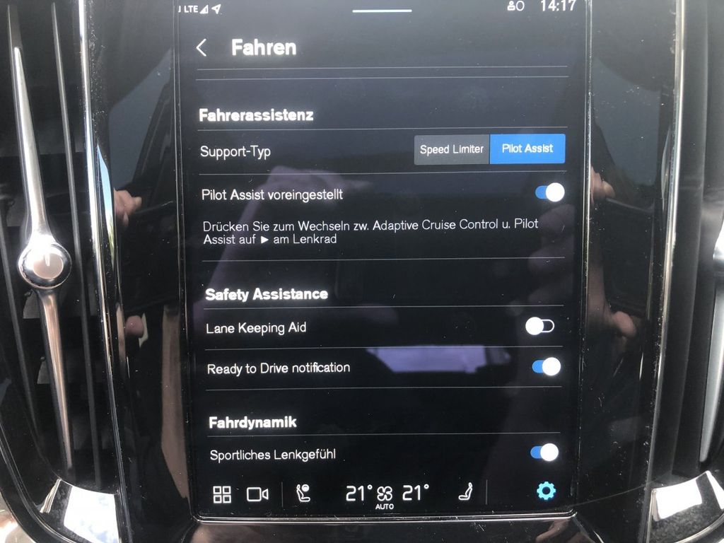 Volvo V60 Cross Country 2024