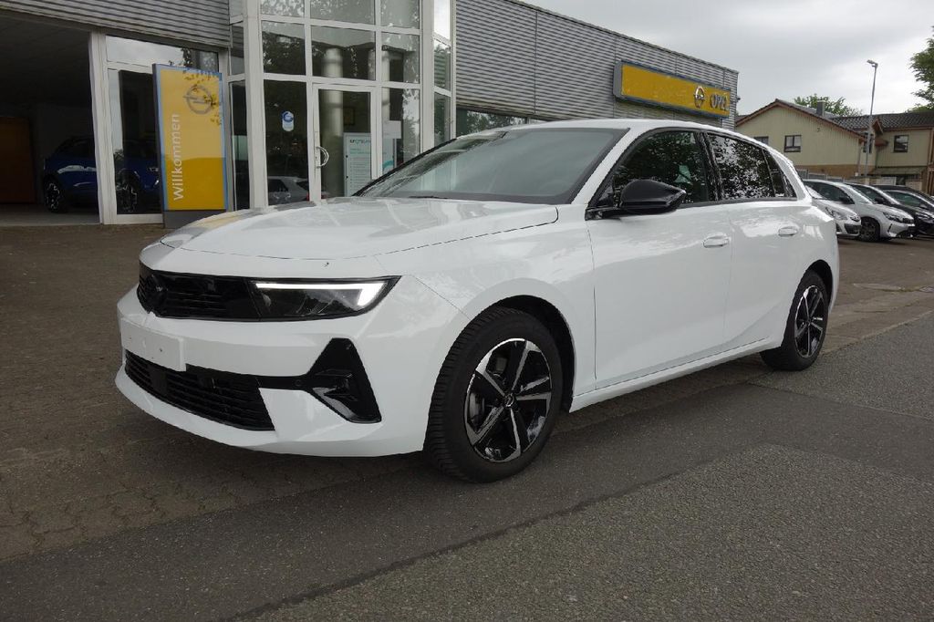 Opel Astra 2024