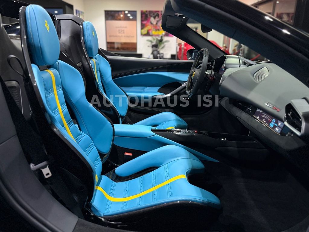 Ferrari 296 GTS 2024