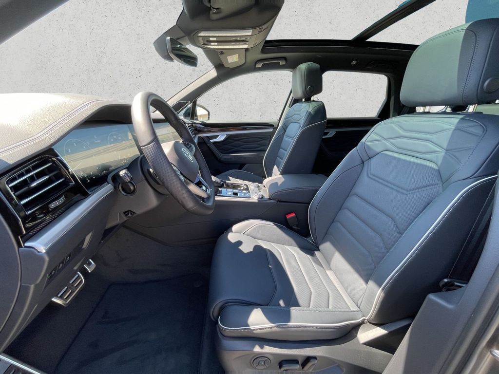 Volkswagen Touareg 2025