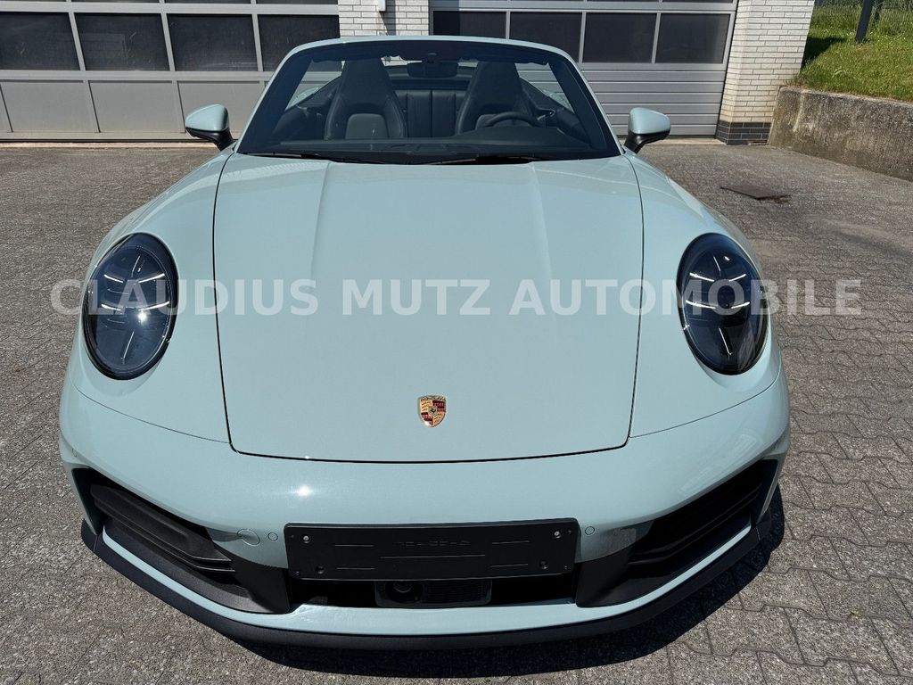 Porsche 992 2025