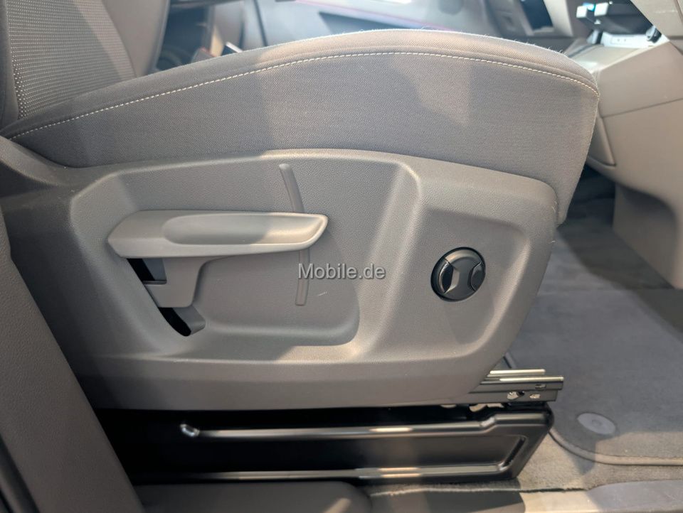 Volkswagen T7 Multivan 2024