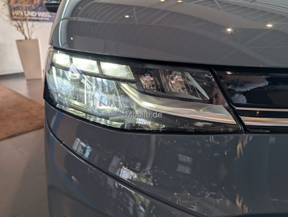 Volkswagen T7 Multivan 2024