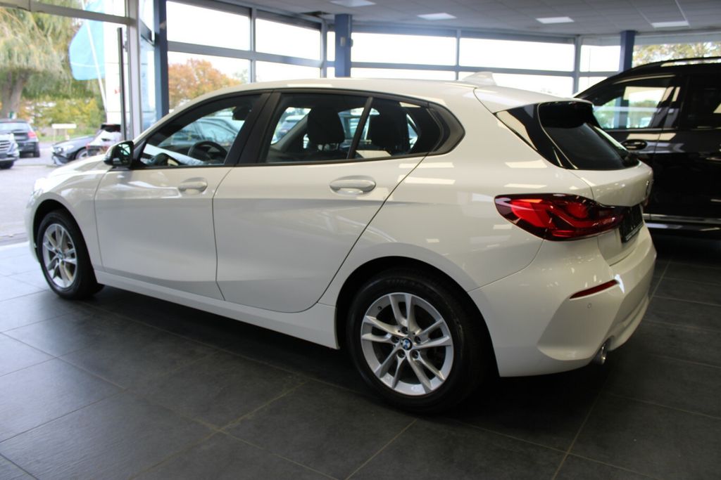BMW 116 2022