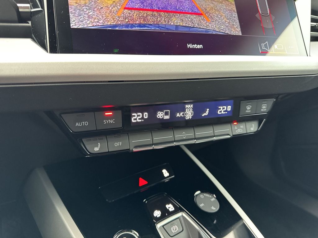 Audi Q4 e-tron 2024