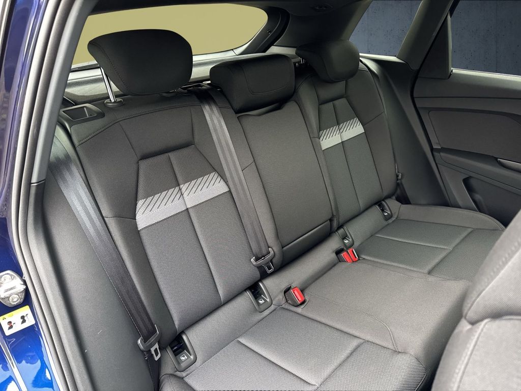 Audi Q4 e-tron 2024