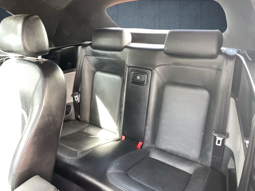 Volkswagen New Beetle 2003