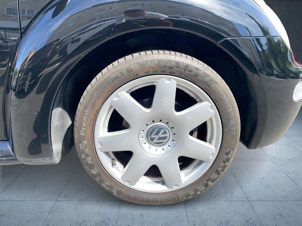 Volkswagen New Beetle 2003