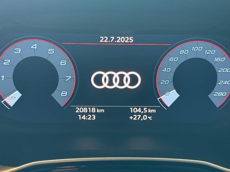 Audi Q3 2021