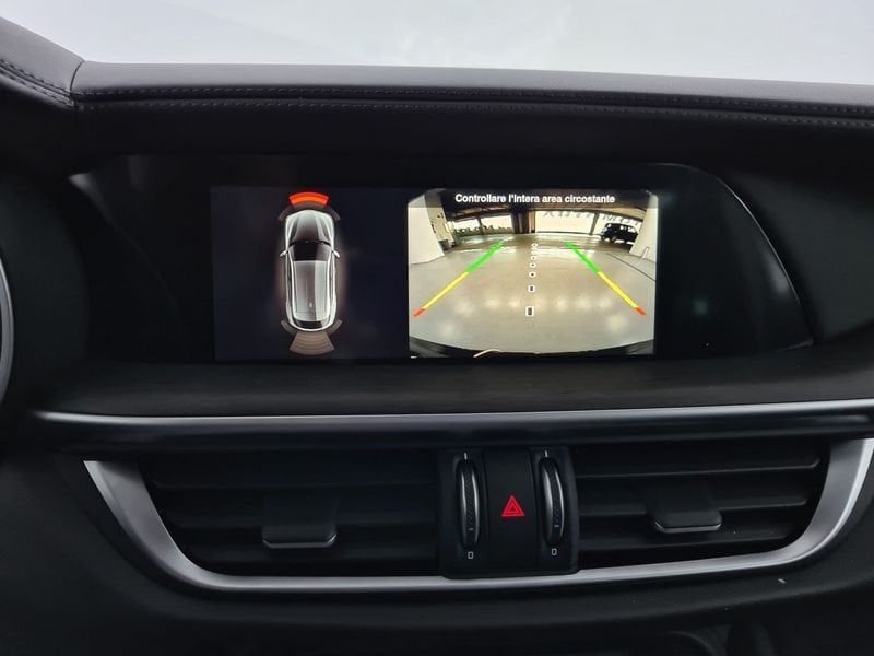 Alfa Romeo Stelvio 2021