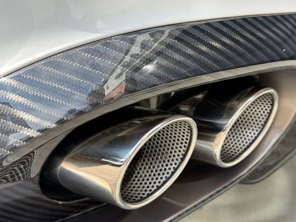 Aston Martin Vanquish 2018