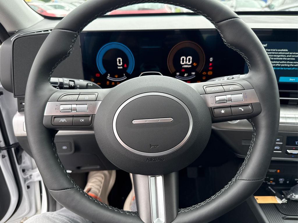 Hyundai KONA 2025