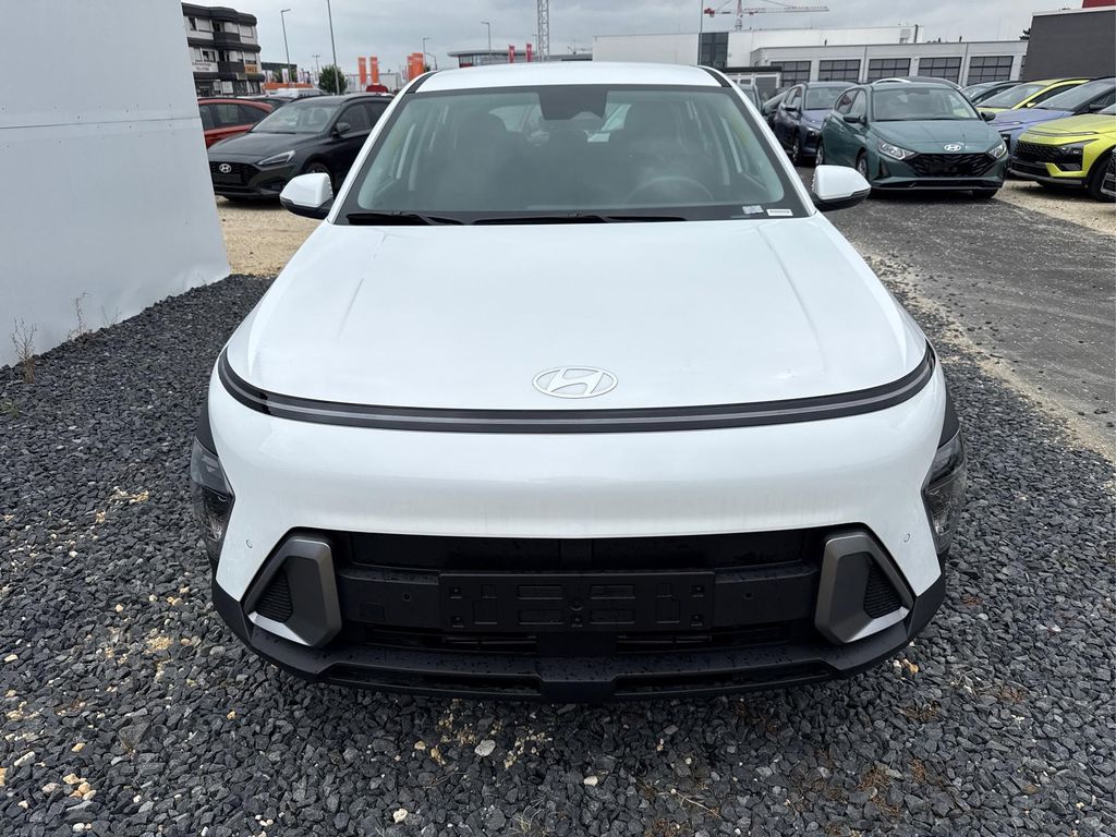 Hyundai KONA 2025