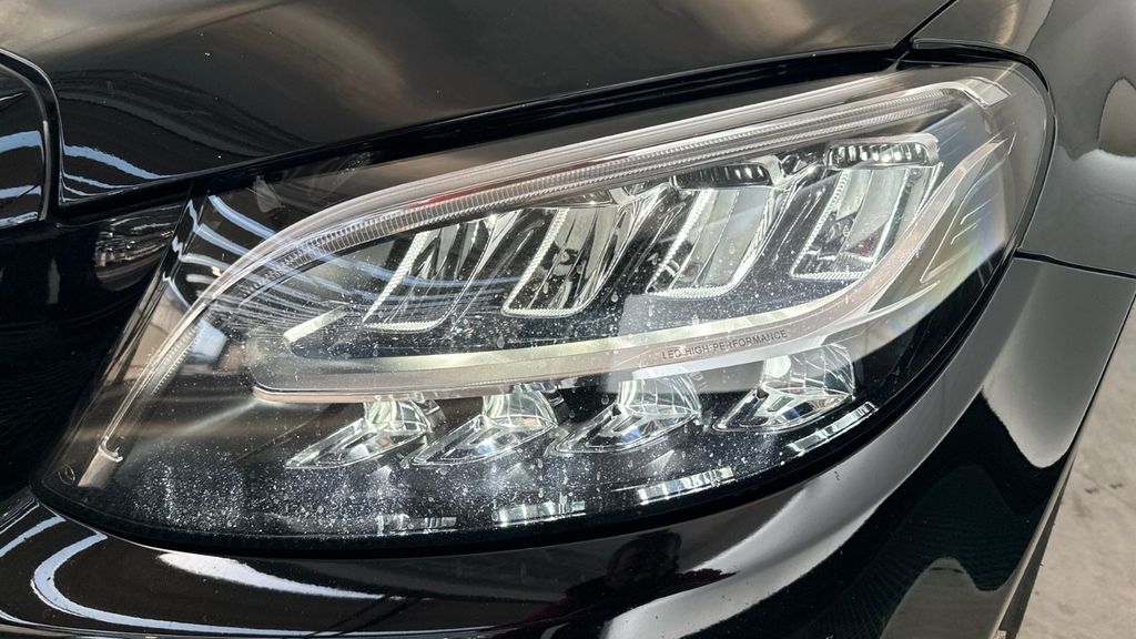 Mercedes-Benz C 300 2021