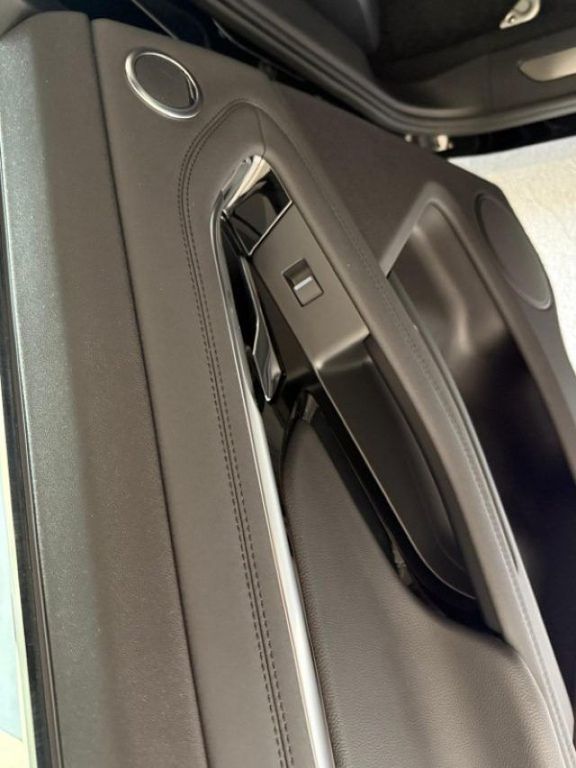 Land Rover Range Rover Evoque 2022