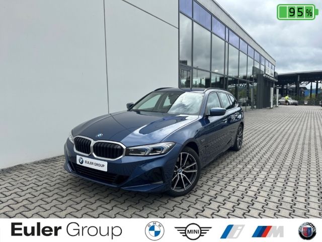 BMW 330 2022