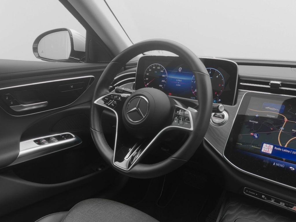 Mercedes-Benz E 220 2023