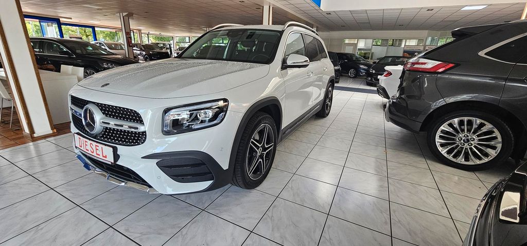 Mercedes-Benz GLB 200 2021