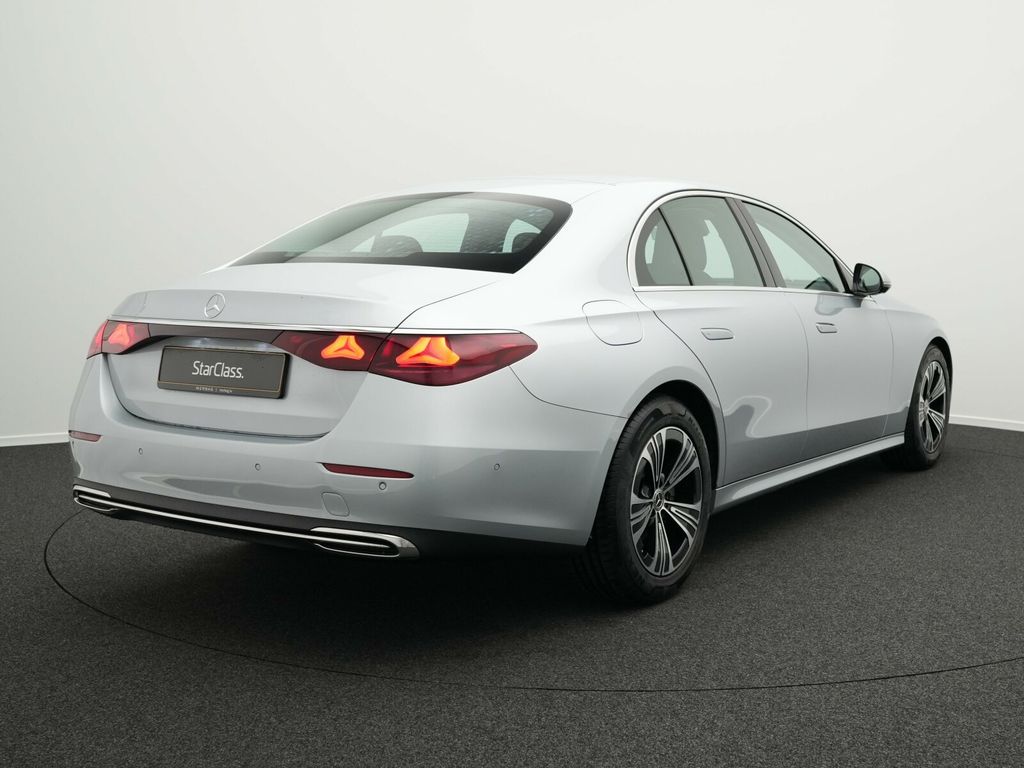 Mercedes-Benz E 220 2023