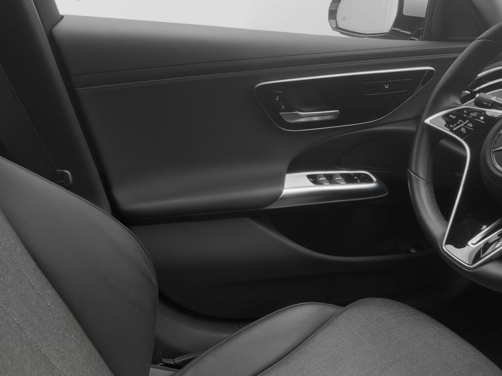 Mercedes-Benz E 220 2023