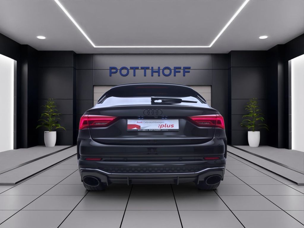 Audi RSQ3 2021
