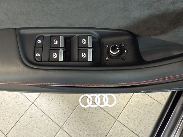 Audi SQ7 2021
