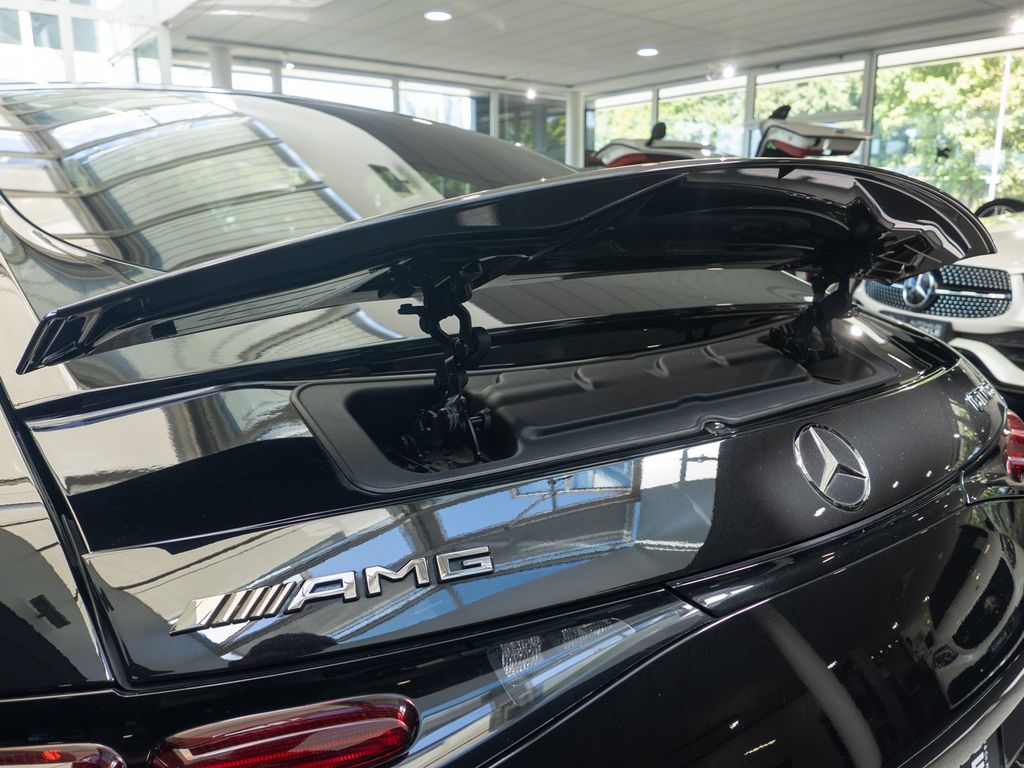 Mercedes-Benz AMG GT 2024