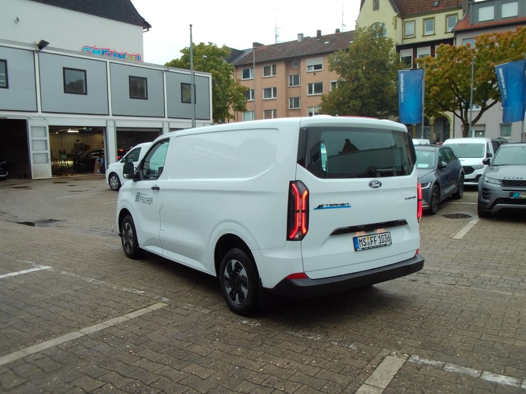 Ford Transit Custom 2025