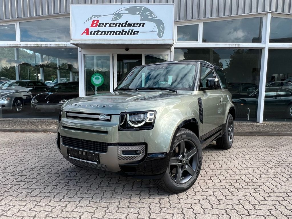 Land Rover Defender 2024