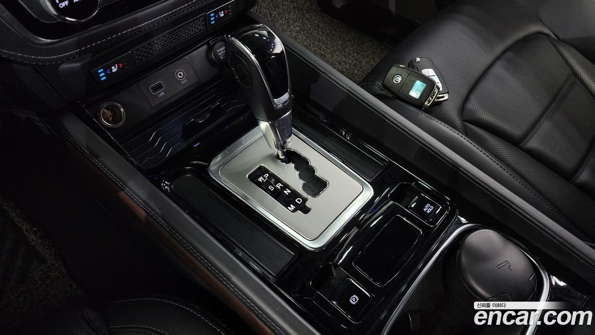 KG_Mobility_Ssangyong Rexton 2018