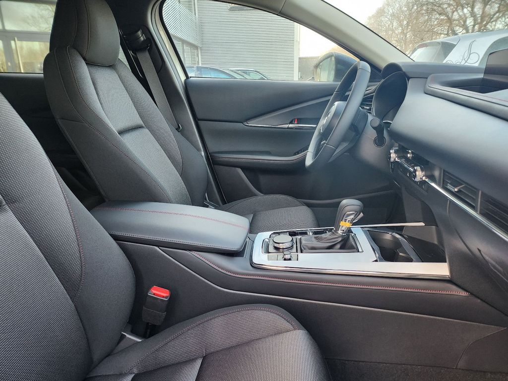 Mazda CX-30 2025