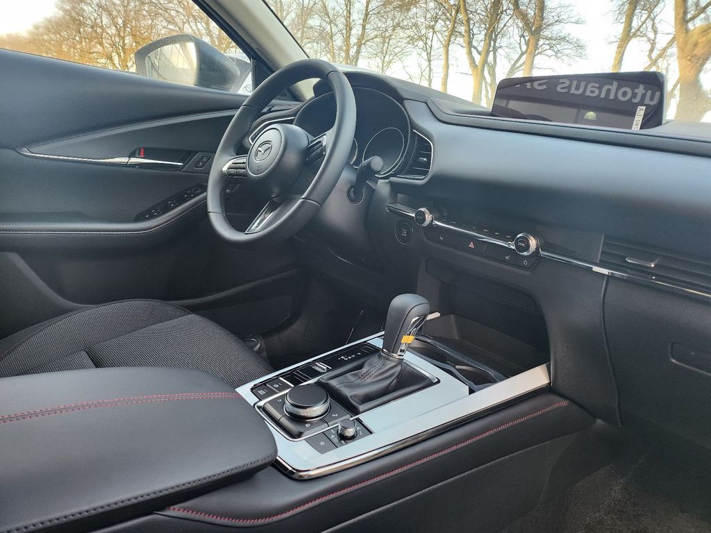 Mazda CX-30 2025