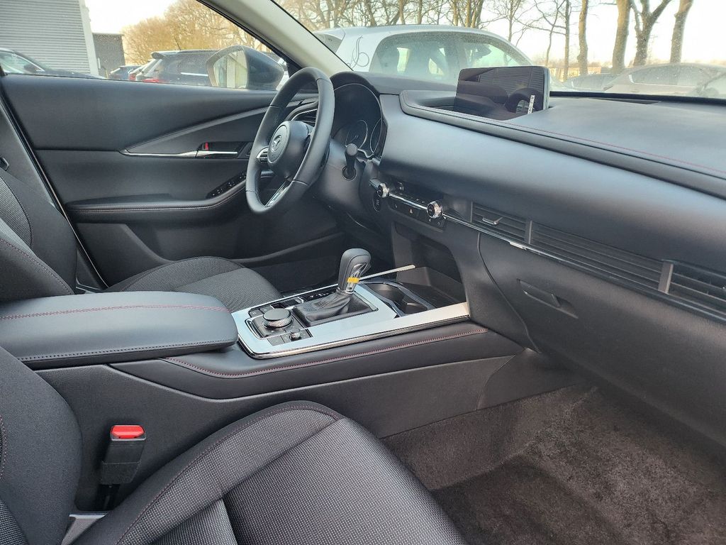 Mazda CX-30 2025