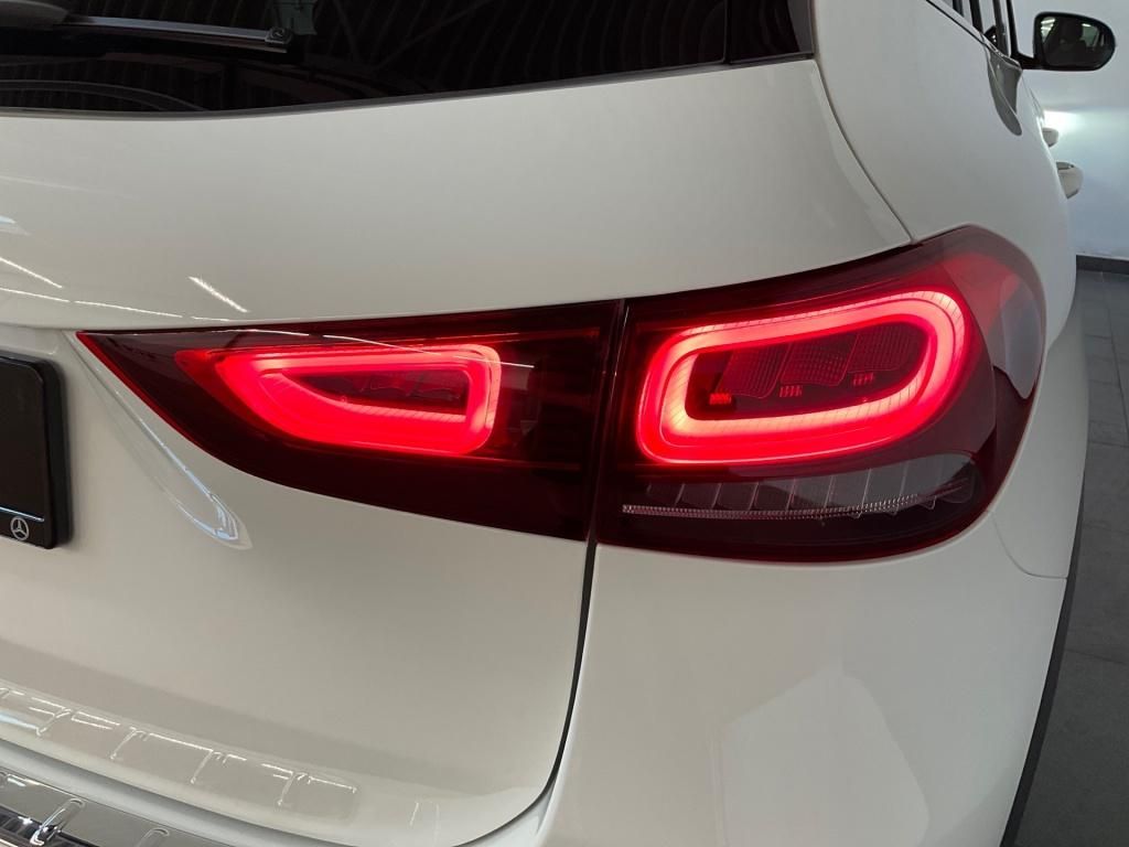 Mercedes-Benz GLA 200 2023