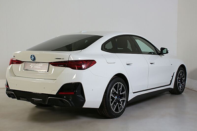 BMW i4 2024