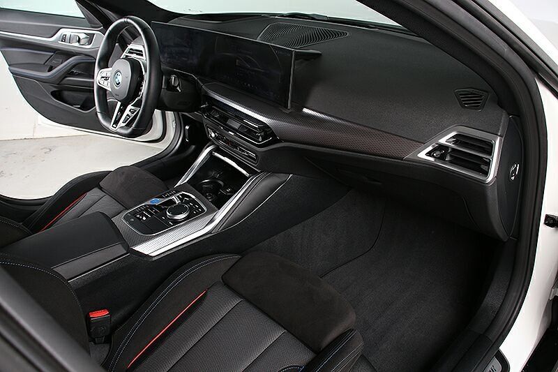 BMW i4 2024