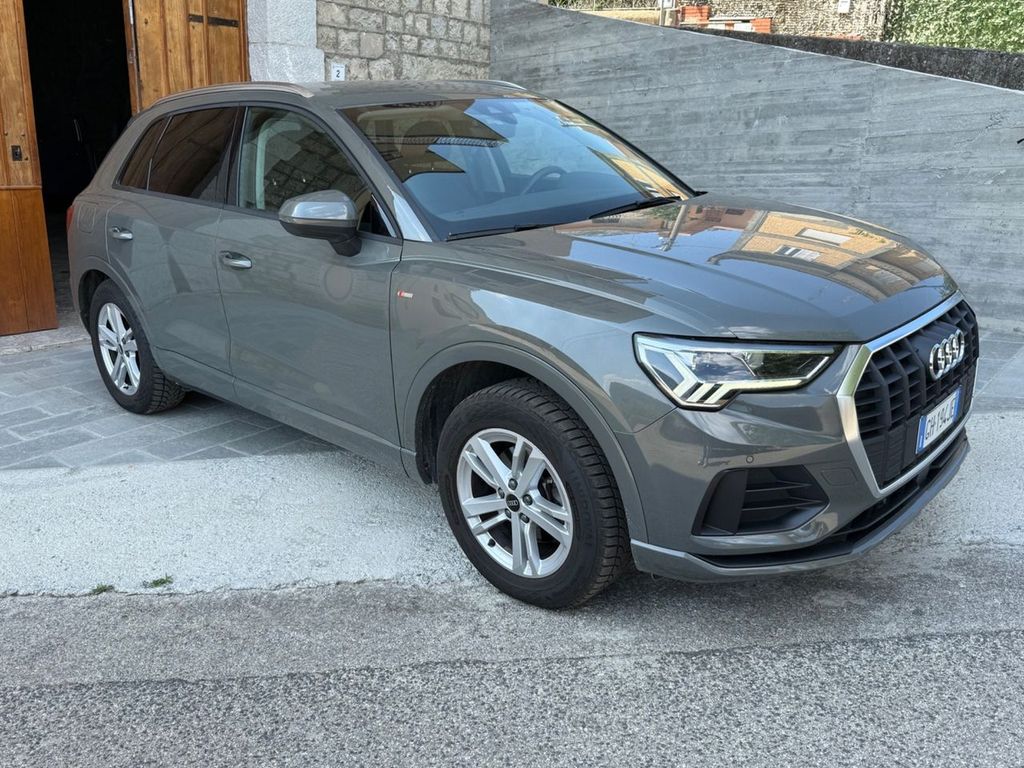 Audi Q3 2021