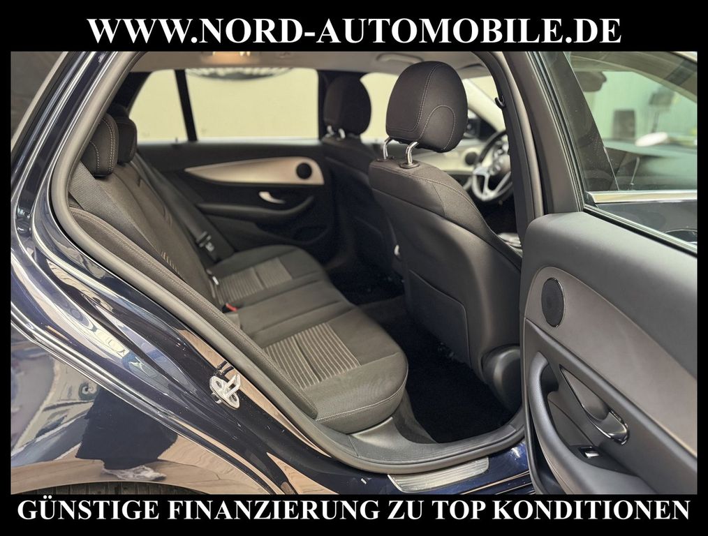 Mercedes-Benz E 300 2022