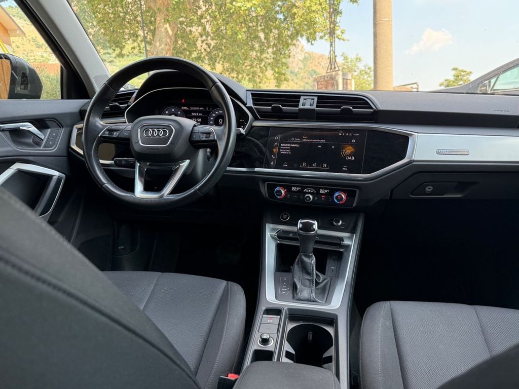 Audi Q3 2021