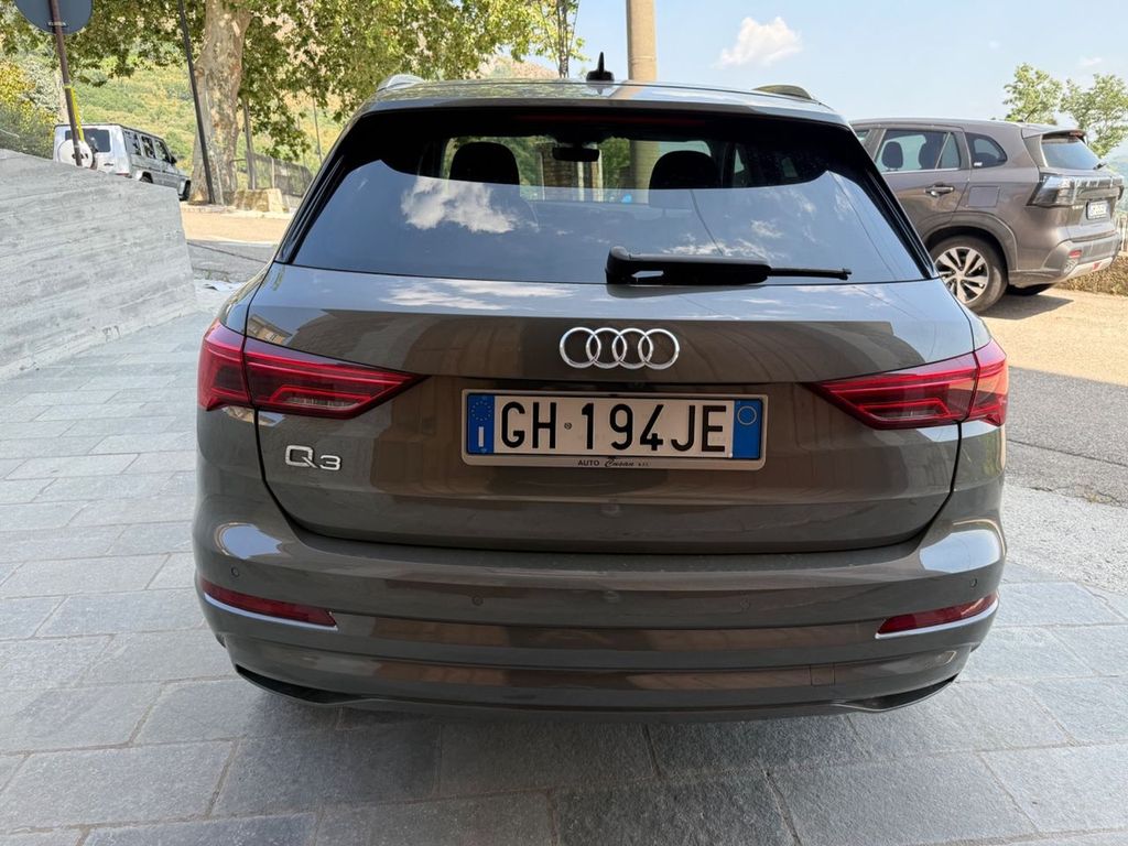 Audi Q3 2021