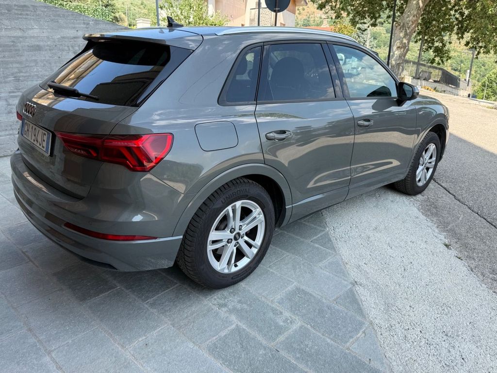 Audi Q3 2021