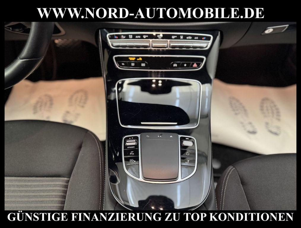 Mercedes-Benz E 300 2022