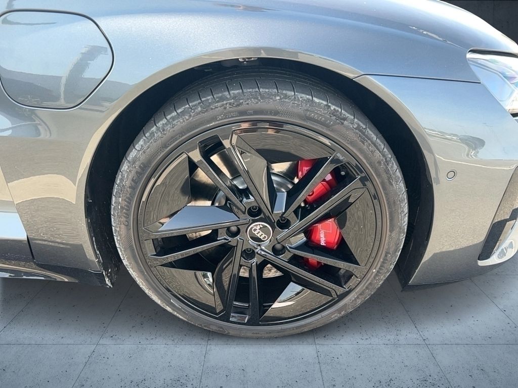 Audi RS e-tron GT 2024